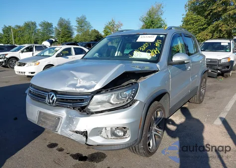 2012 Volkswagen Tiguan Sel z USA, uszkodzony, nr VIN WVGBV7AX6CW586747
